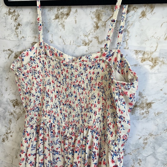 Lily Rose Molded Cup Floral Romper l SIZE XS - Picture 7 of 11